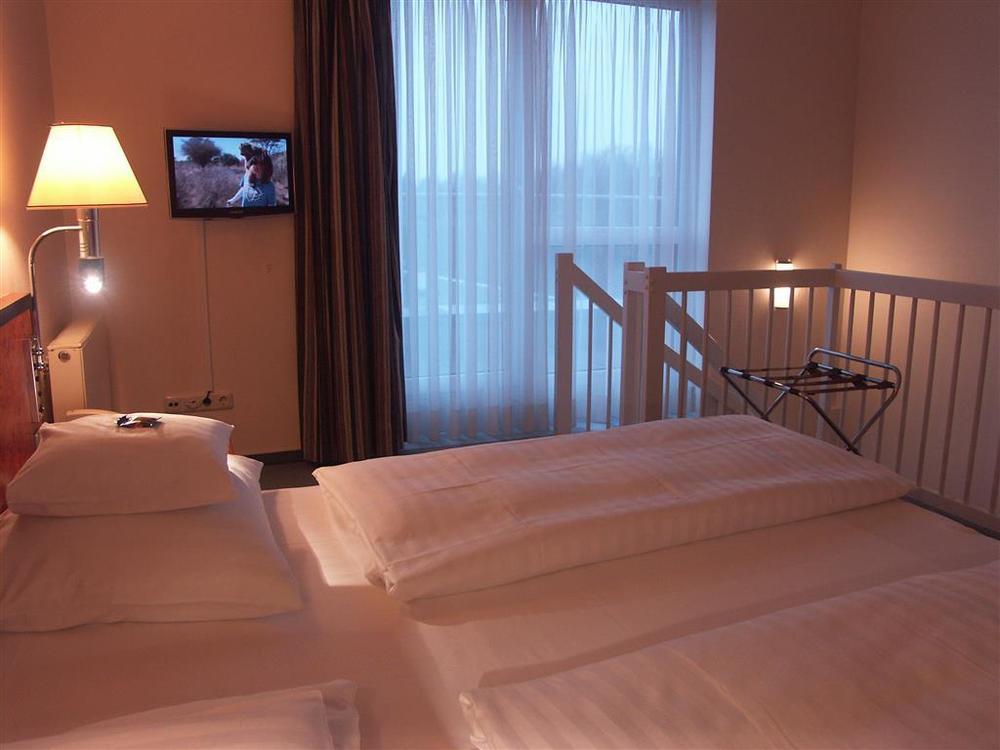 Hotel Arkadia Friedrichsdorf Δωμάτιο φωτογραφία